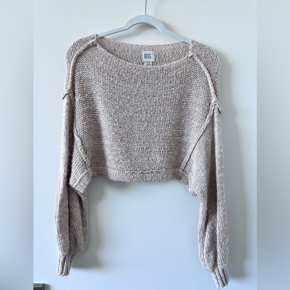 BDG cream and tan cropped sweater